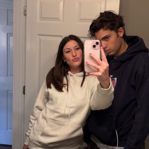 Meet your Posher, Aradia